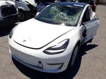 2019 Tesla Model 3  White vin: 5YJ3E1EB1KF365113