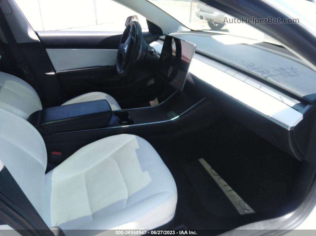 2020 Tesla Model 3 Long Range Белый vin: 5YJ3E1EB1LF720248