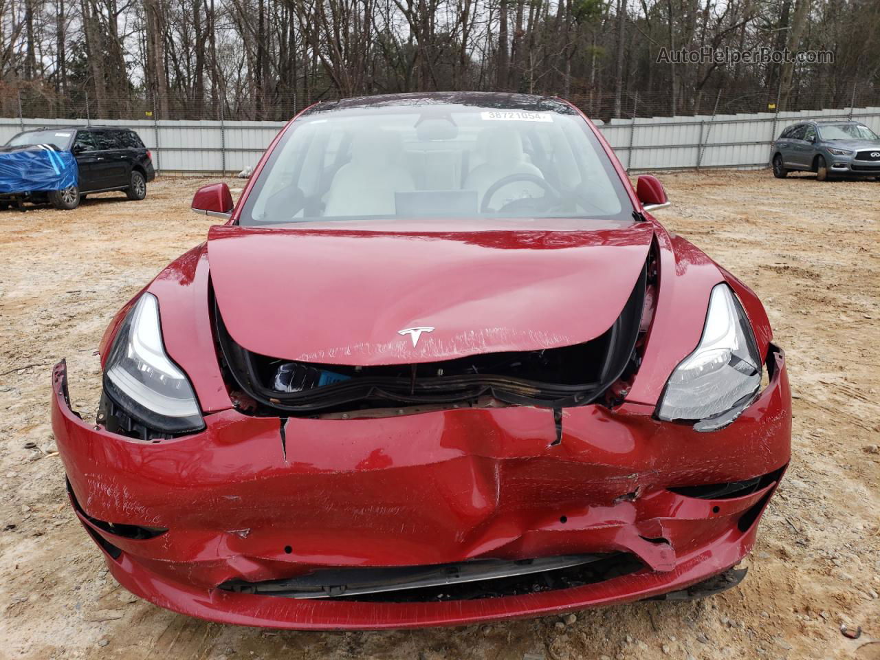 2018 Tesla Model 3  Red vin: 5YJ3E1EB2JF055373