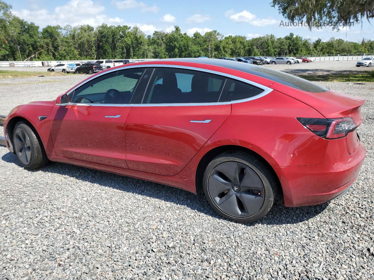 2018 Tesla Model 3  Red vin: 5YJ3E1EB2JF069502