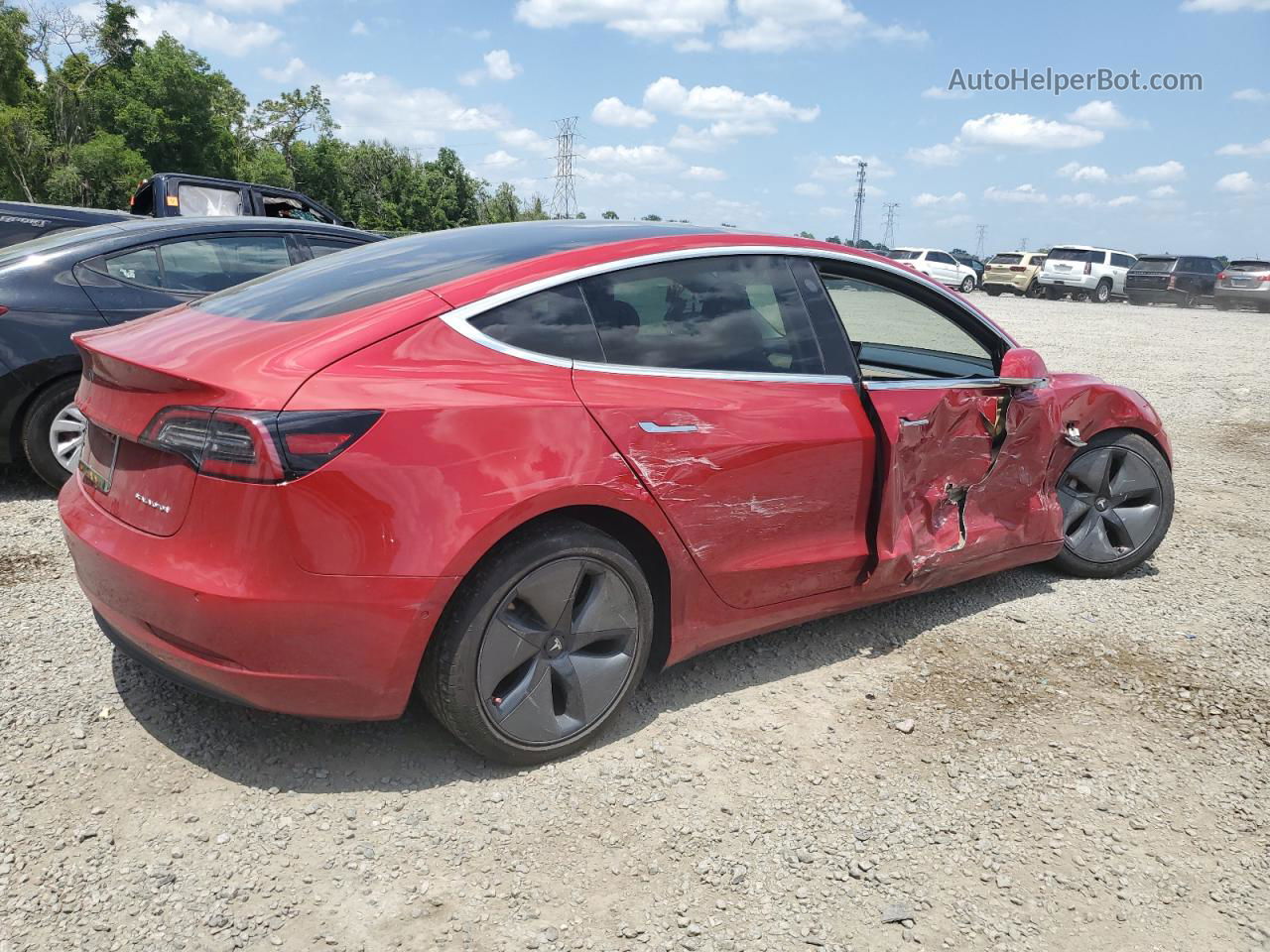 2018 Tesla Model 3  Red vin: 5YJ3E1EB2JF069502