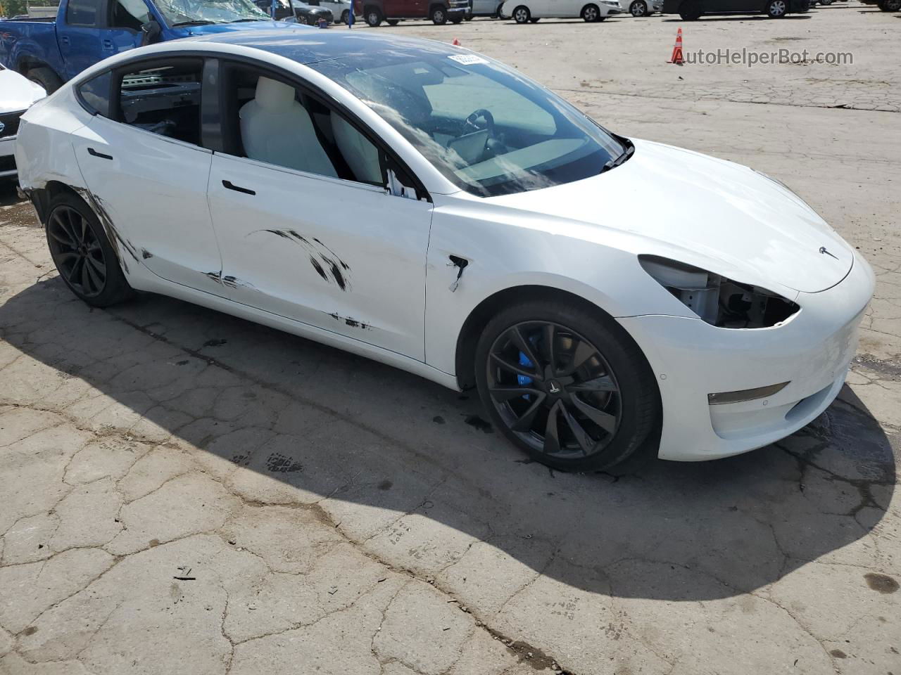 2018 Tesla Model 3  White vin: 5YJ3E1EB2JF101137