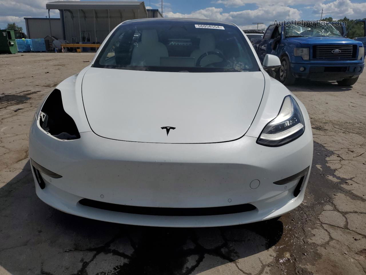 2018 Tesla Model 3  Белый vin: 5YJ3E1EB2JF101137