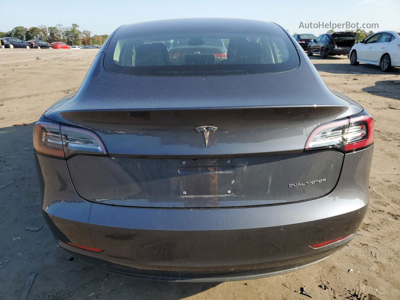 2018 Tesla Model 3  Серый vin: 5YJ3E1EB2JF116723