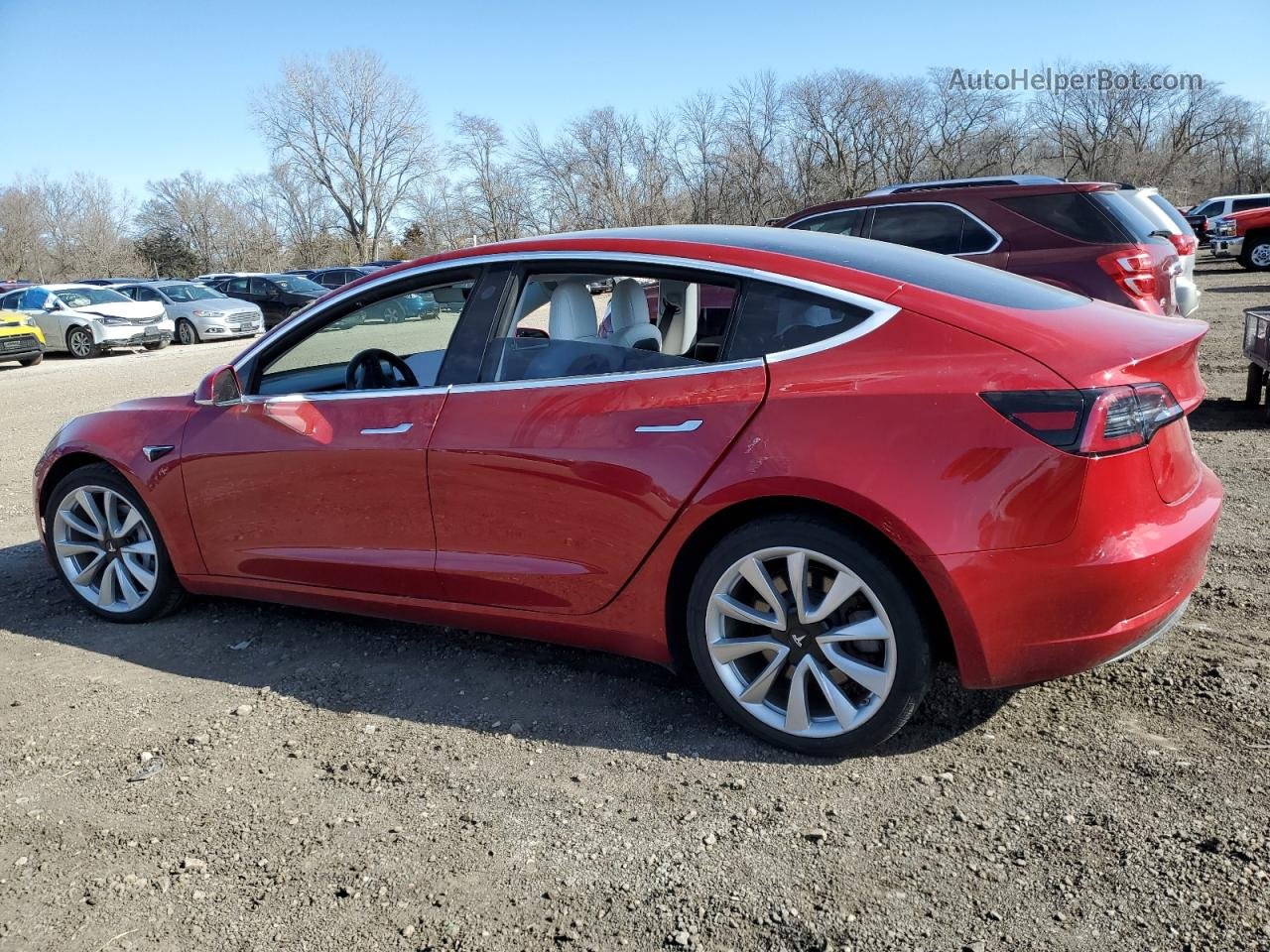 2018 Tesla Model 3  Красный vin: 5YJ3E1EB2JF122392