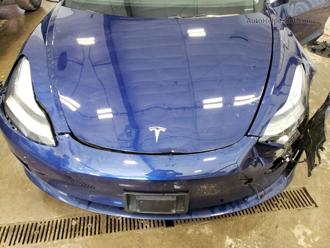 2018 Tesla Model 3  Blue vin: 5YJ3E1EB2JF150984