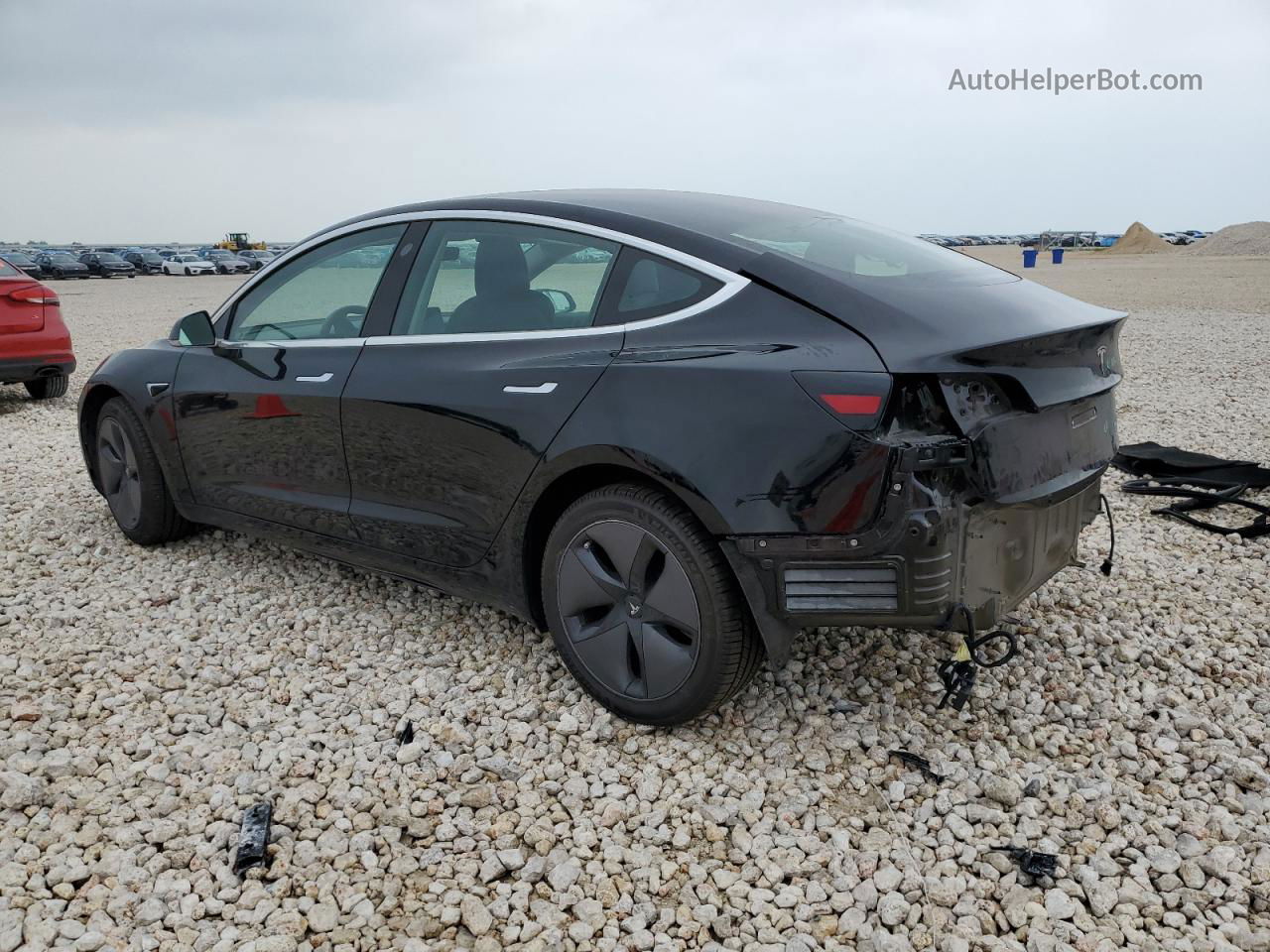 2019 Tesla Model 3  Черный vin: 5YJ3E1EB2KF385516