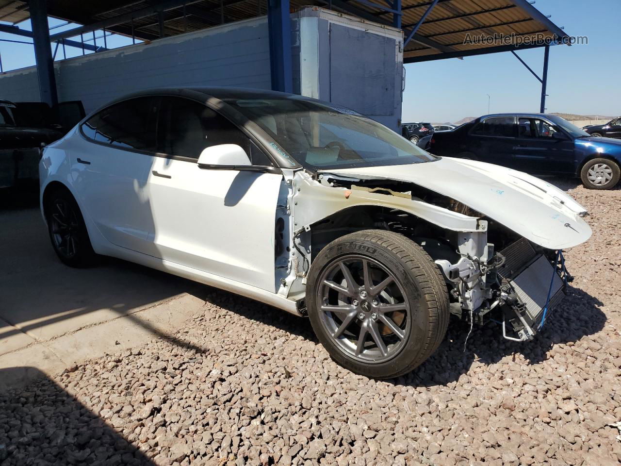 2019 Tesla Model 3  White vin: 5YJ3E1EB2KF494719