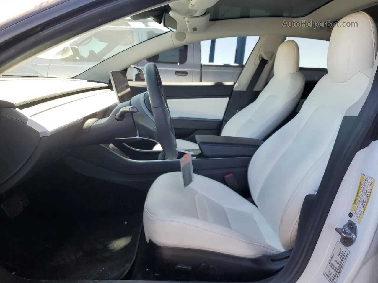 2019 Tesla Model 3  White vin: 5YJ3E1EB2KF494719