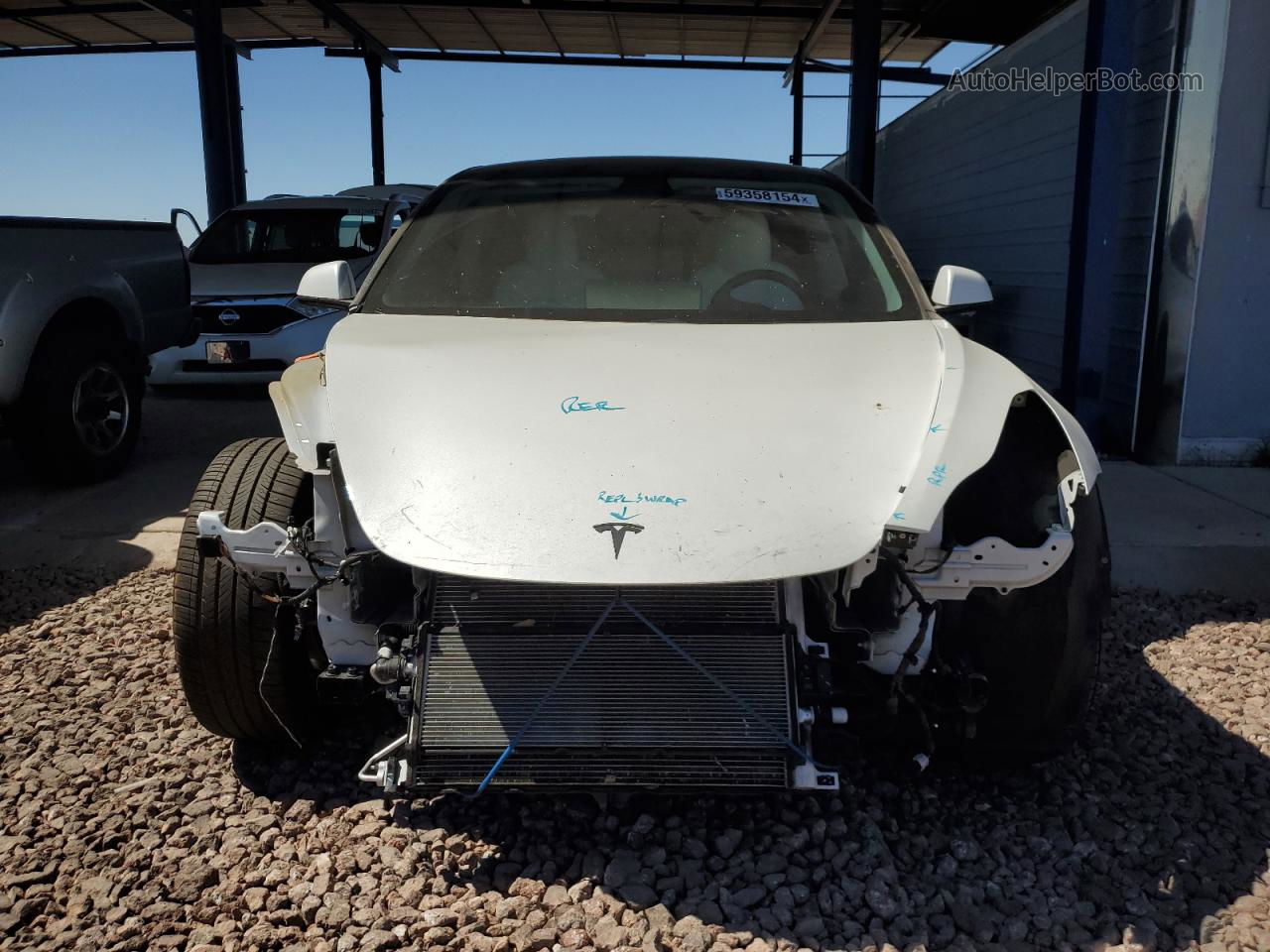 2019 Tesla Model 3  Белый vin: 5YJ3E1EB2KF494719