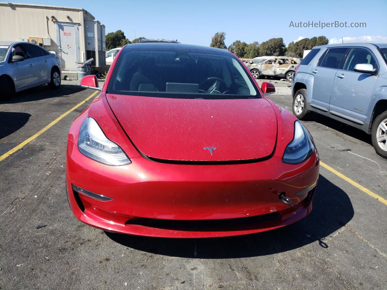 2020 Tesla Model 3  Red vin: 5YJ3E1EB2LF712093