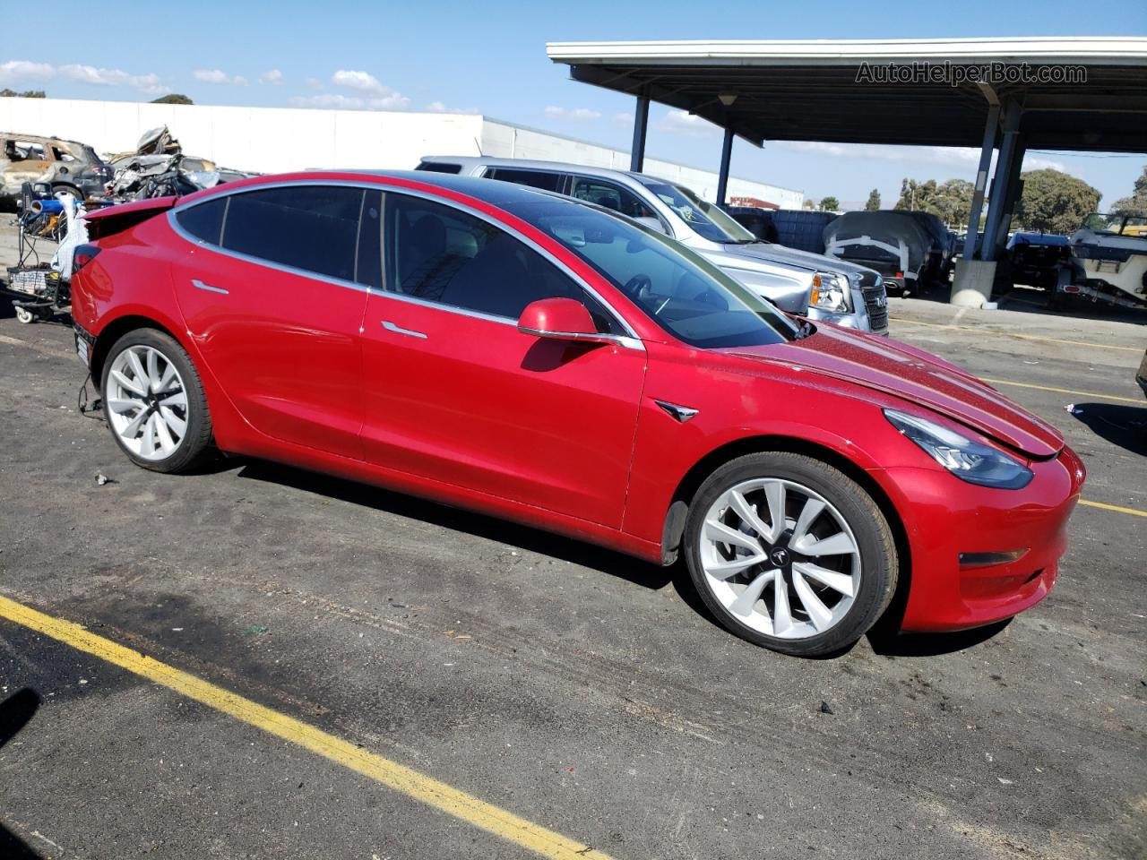 2020 Tesla Model 3  Red vin: 5YJ3E1EB2LF712093