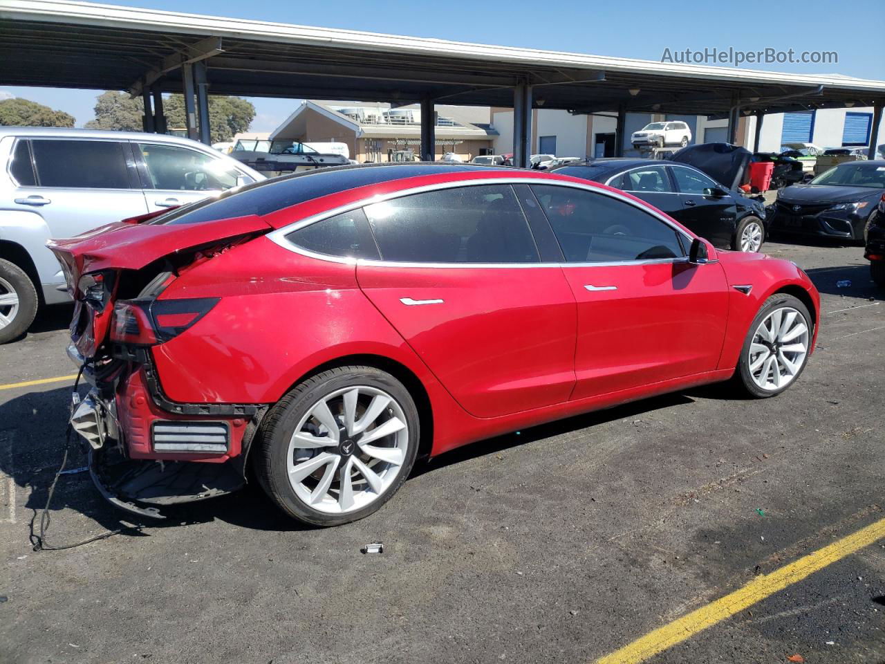 2020 Tesla Model 3  Red vin: 5YJ3E1EB2LF712093