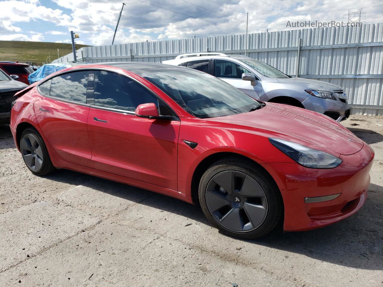 2022 Tesla Model 3  Red vin: 5YJ3E1EB2NF117263