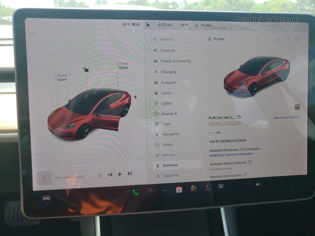 2018 Tesla Model 3  Red vin: 5YJ3E1EB3JF070030