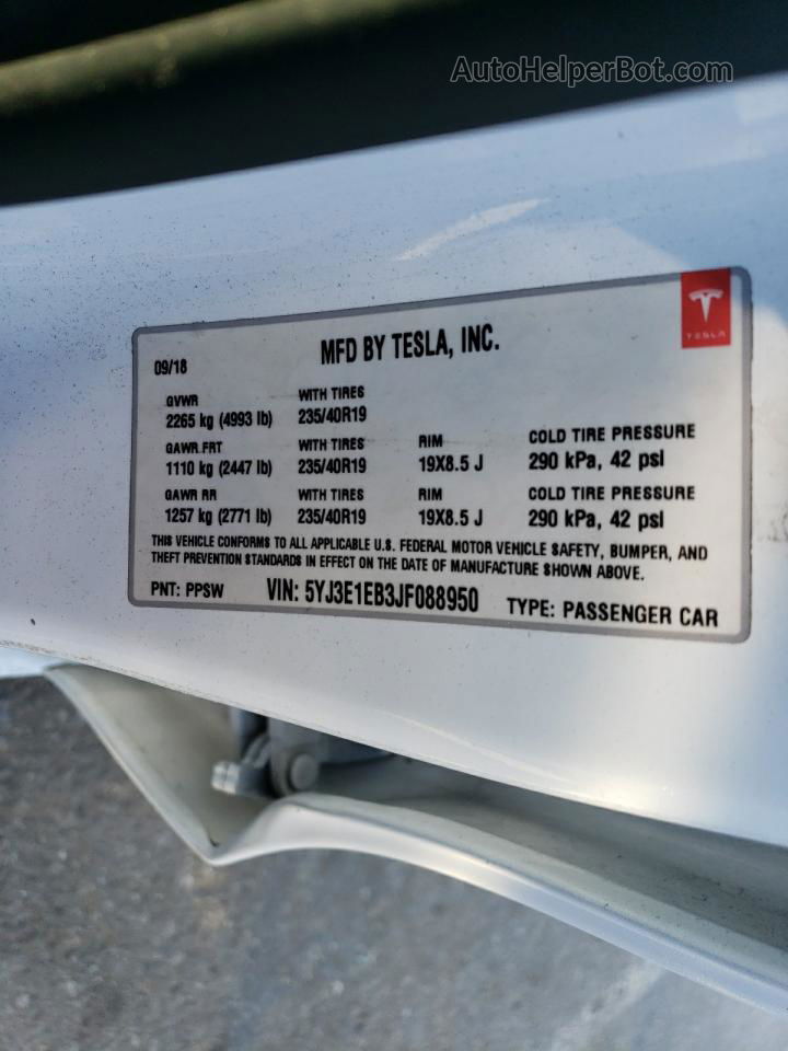 2018 Tesla Model 3  Белый vin: 5YJ3E1EB3JF088950