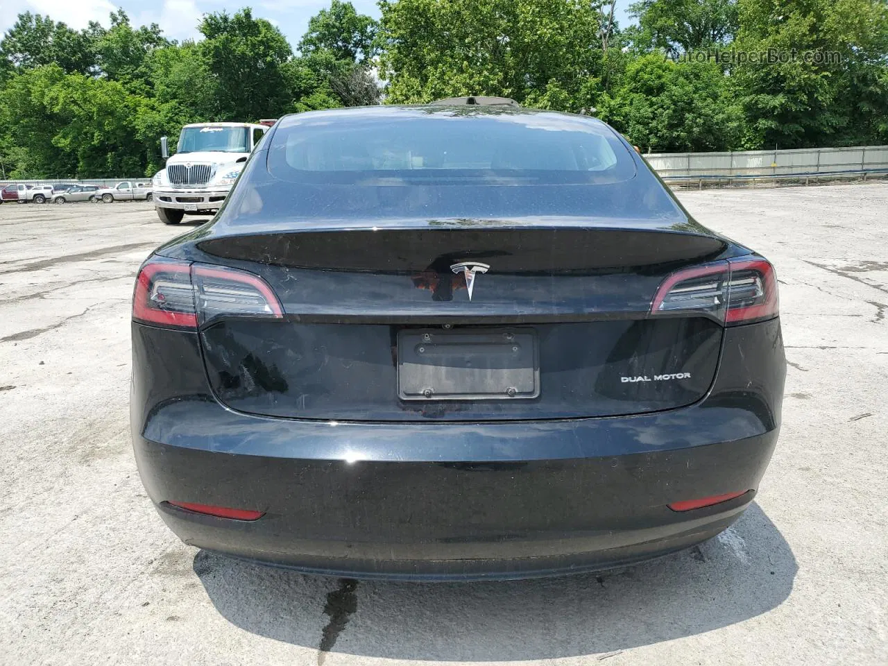 2019 Tesla Model 3  Черный vin: 5YJ3E1EB3KF199810