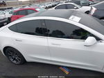 2019 Tesla Model 3 Long Range/performance White vin: 5YJ3E1EB3KF406809