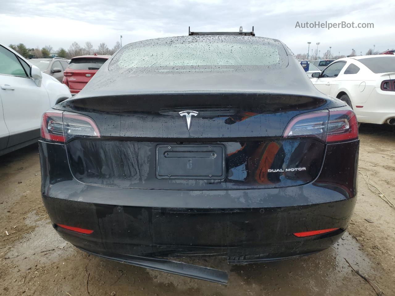 2019 Tesla Model 3  Черный vin: 5YJ3E1EB3KF433640