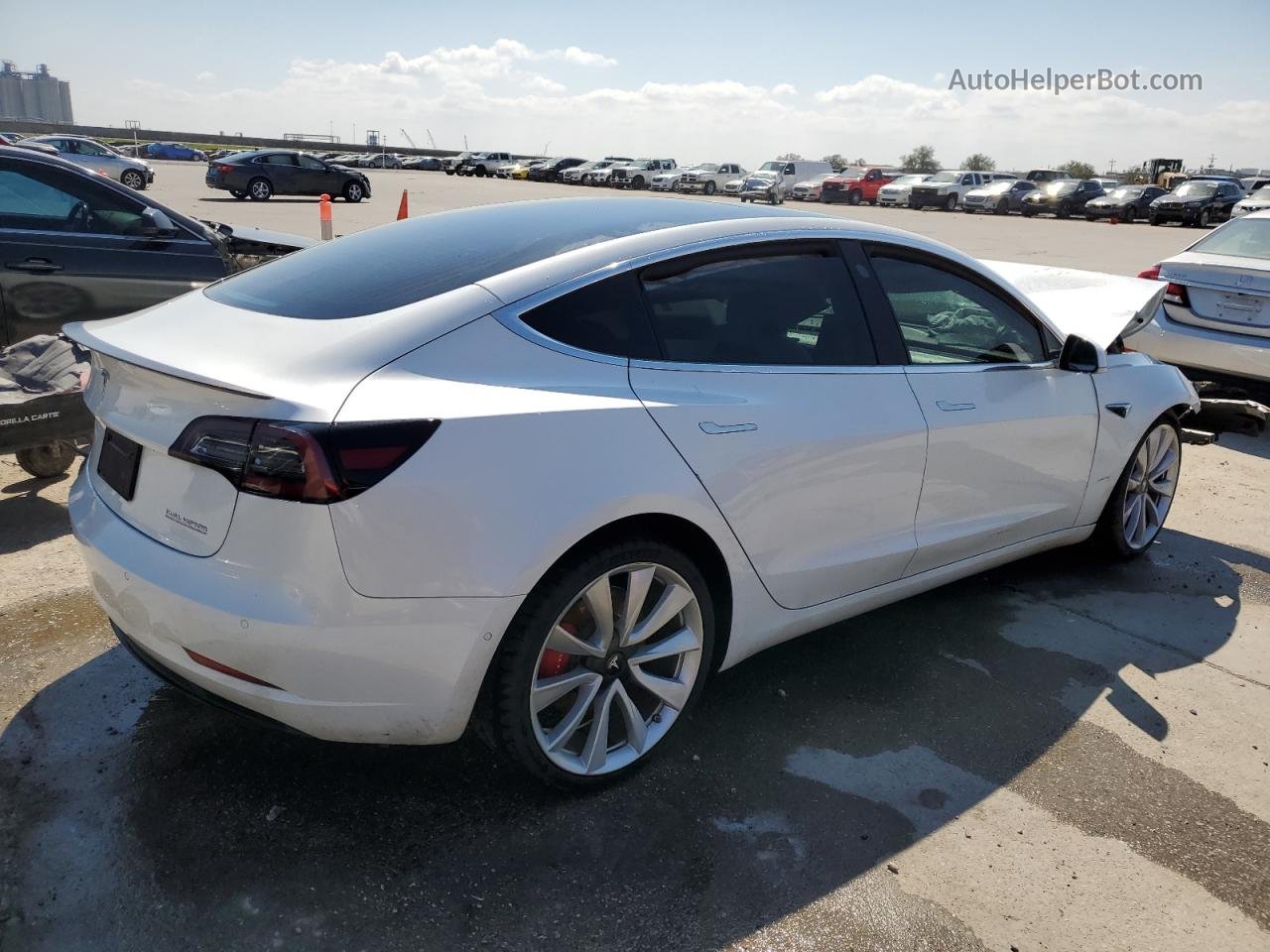 2019 Tesla Model 3  Two Tone vin: 5YJ3E1EB3KF487438