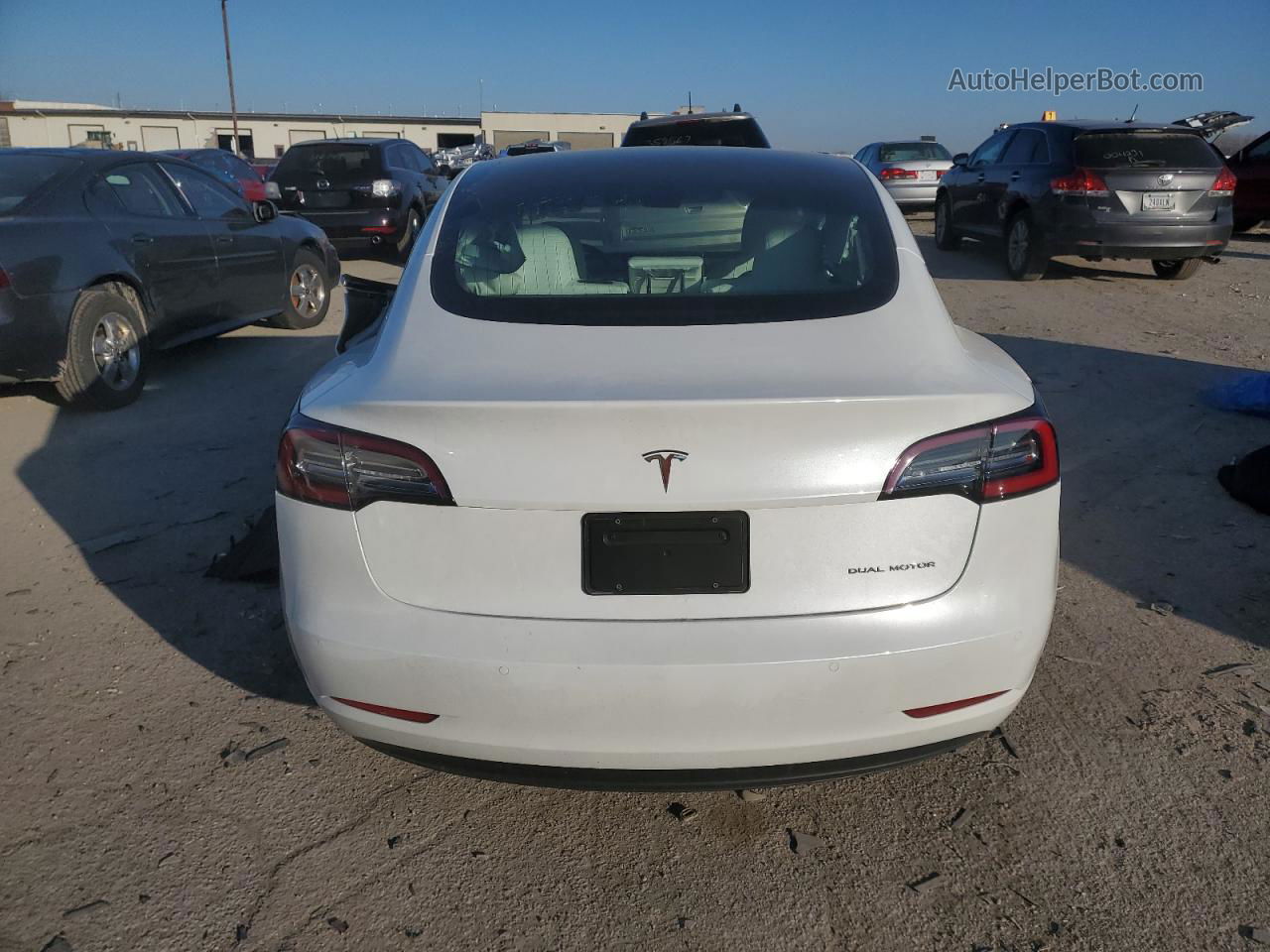 2020 Tesla Model 3  White vin: 5YJ3E1EB3LF622046