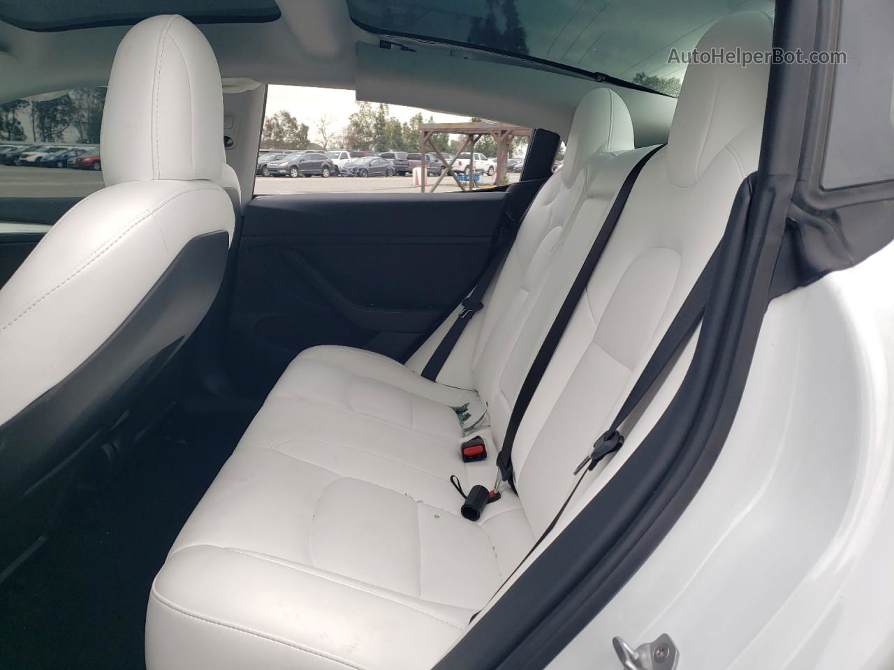 2022 Tesla Model 3  White vin: 5YJ3E1EB3NF360323