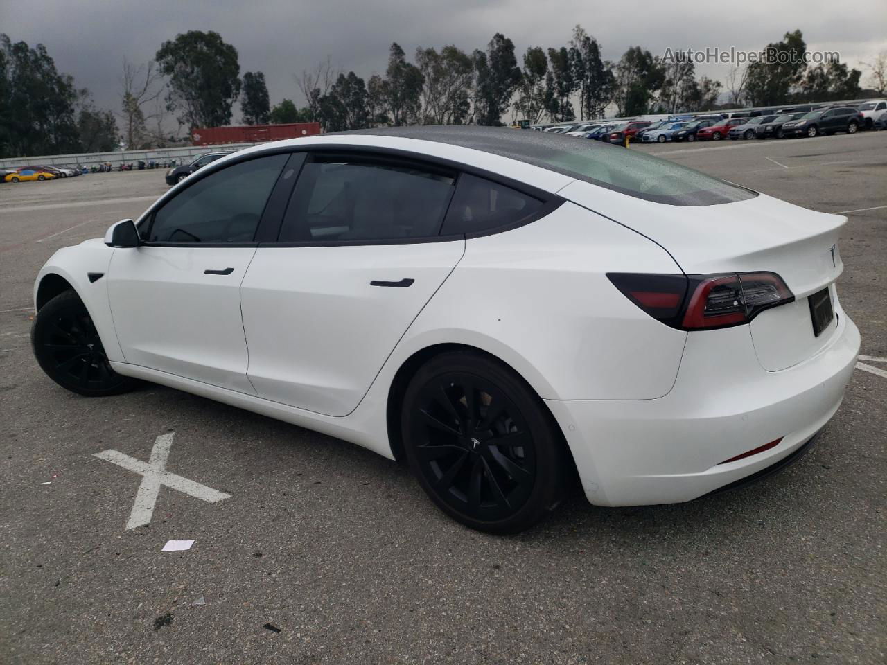 2022 Tesla Model 3  White vin: 5YJ3E1EB3NF360323