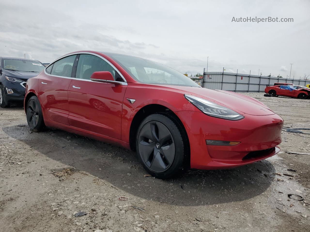 2018 Tesla Model 3  Red vin: 5YJ3E1EB4JF054502