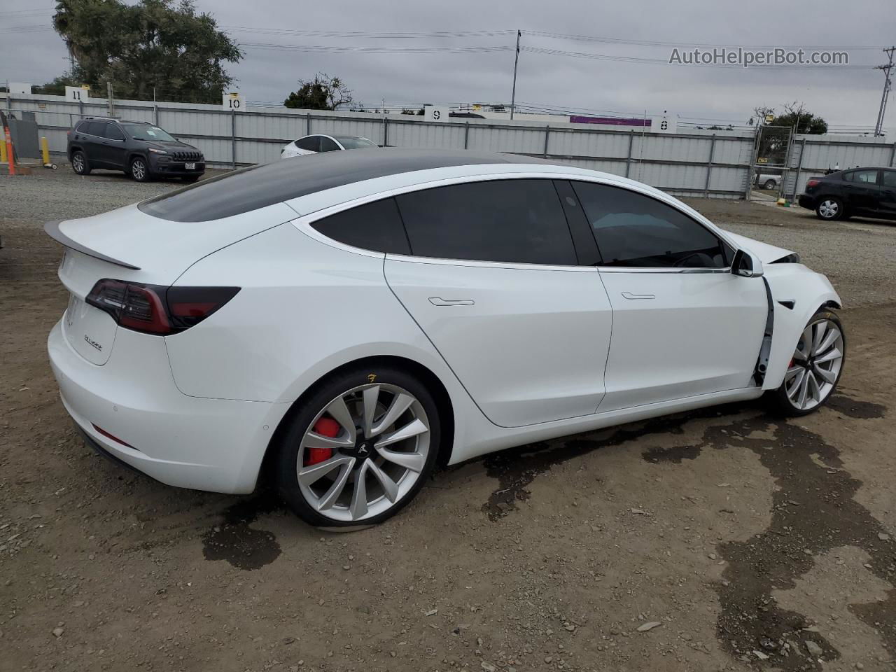 2018 Tesla Model 3  White vin: 5YJ3E1EB4JF084356