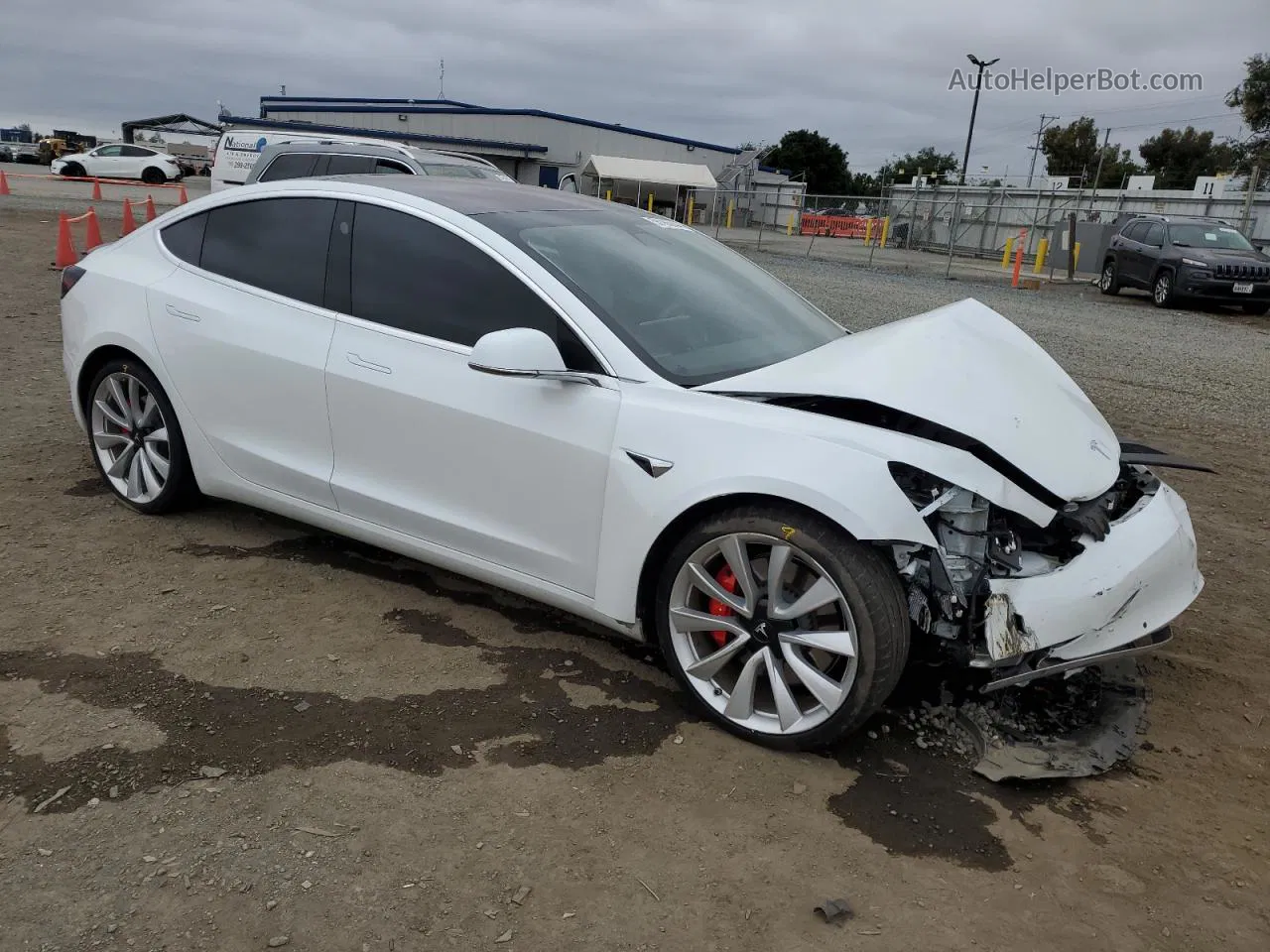 2018 Tesla Model 3  White vin: 5YJ3E1EB4JF084356