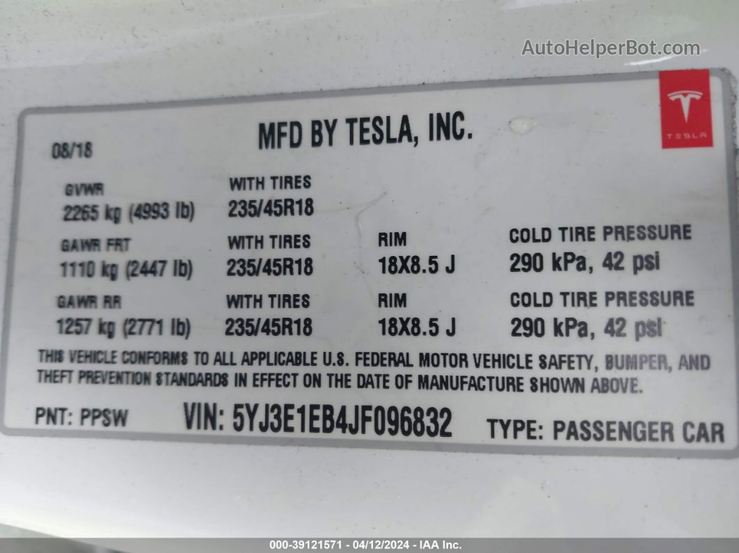 2018 Tesla Model 3 Long Range/performance White vin: 5YJ3E1EB4JF096832