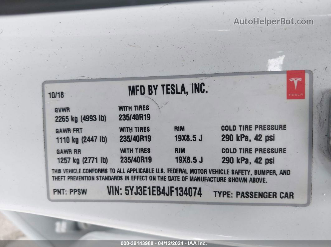 2018 Tesla Model 3 Long Range/performance White vin: 5YJ3E1EB4JF134074