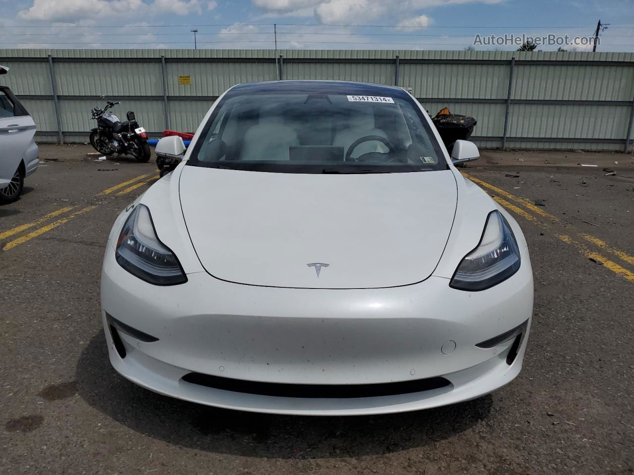 2019 Tesla Model 3  White vin: 5YJ3E1EB4KF392435