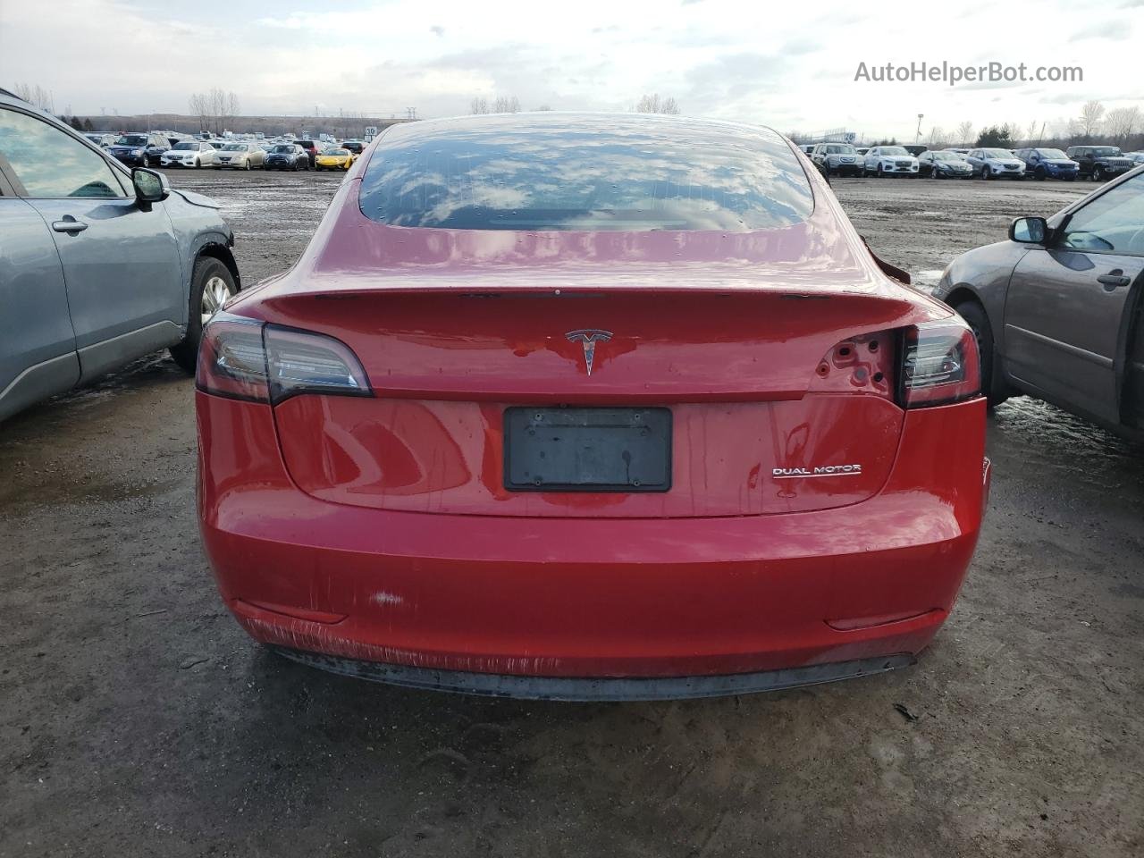 2019 Tesla Model 3  Красный vin: 5YJ3E1EB4KF415132