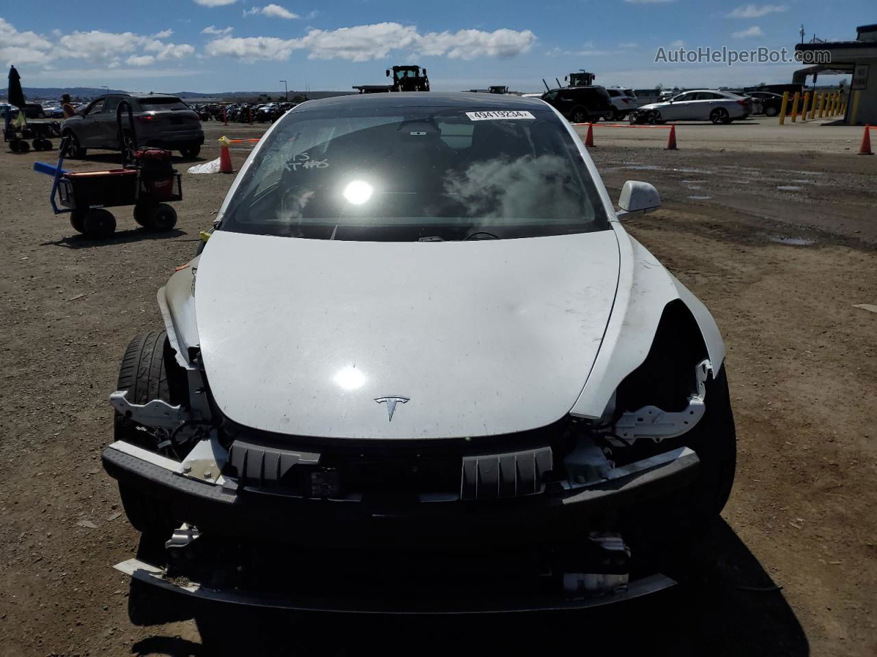 2019 Tesla Model 3  White vin: 5YJ3E1EB4KF451841