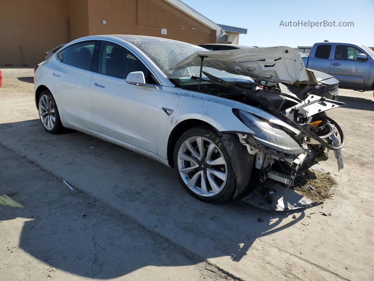 2019 Tesla Model 3  White vin: 5YJ3E1EB4KF512816