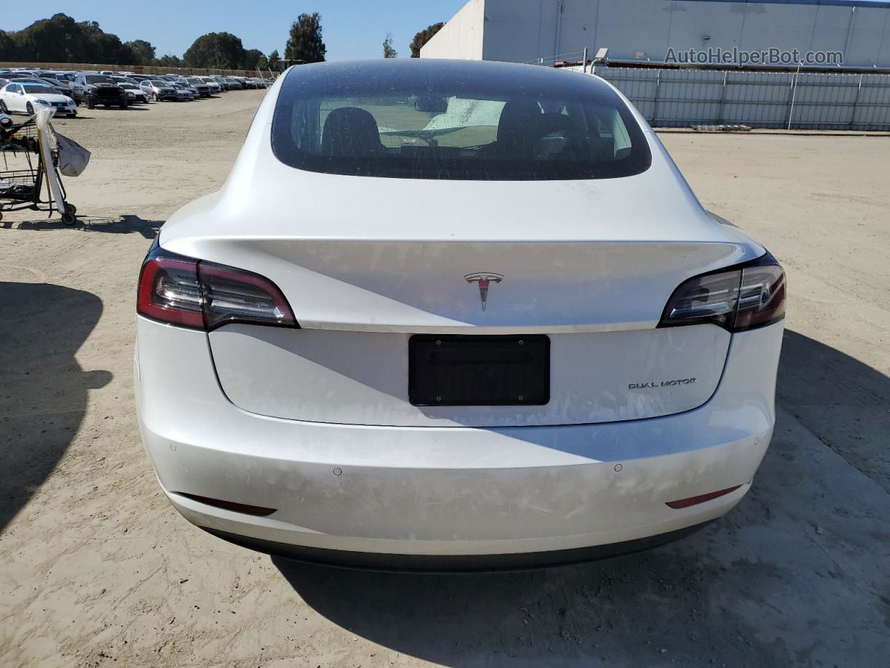 2019 Tesla Model 3  Белый vin: 5YJ3E1EB4KF512816