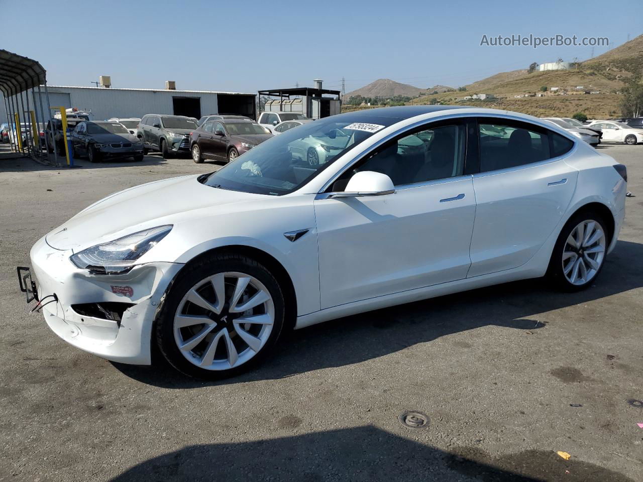 2020 Tesla Model 3  Белый vin: 5YJ3E1EB4LF628549