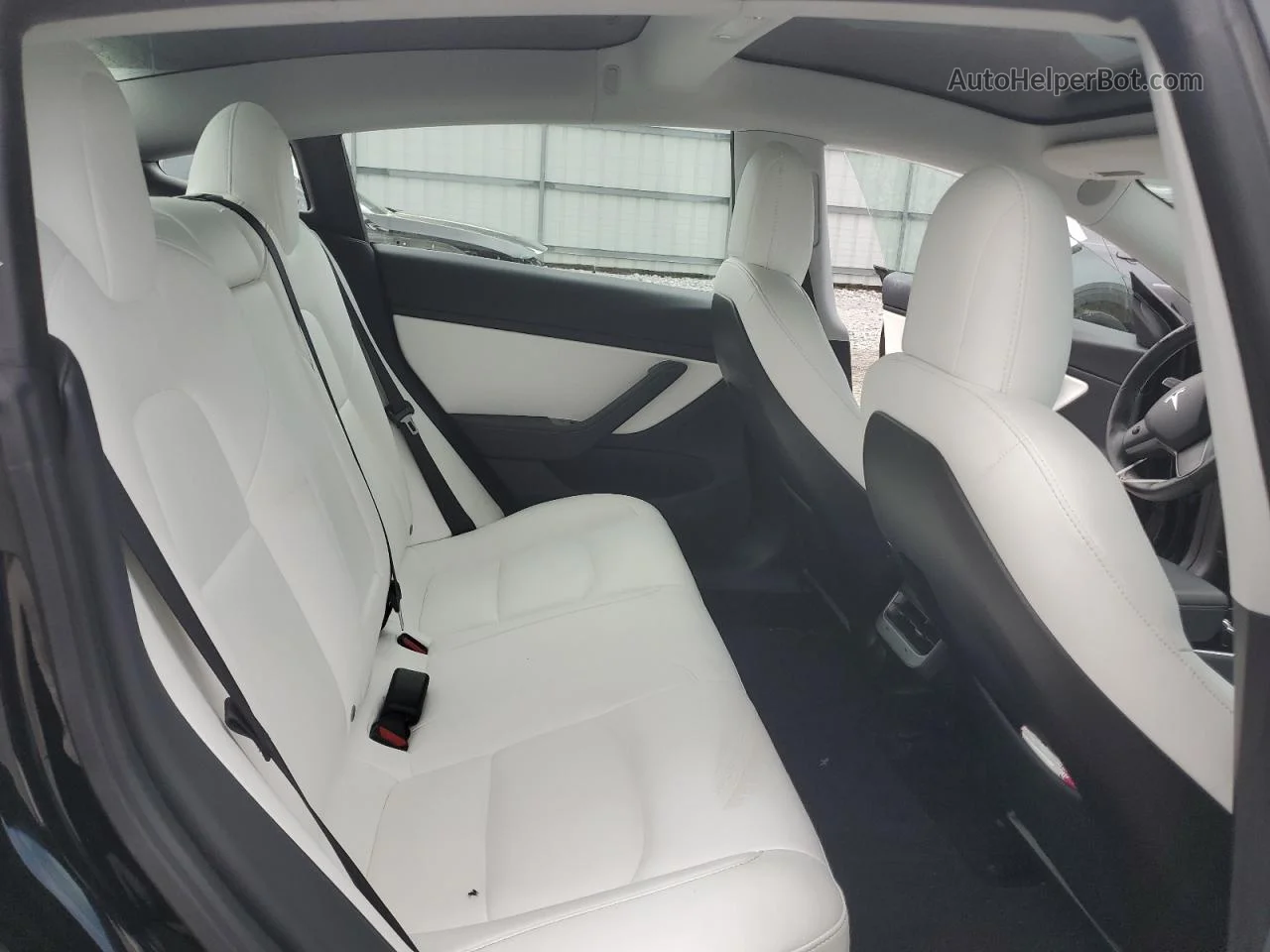 2020 Tesla Model 3  Черный vin: 5YJ3E1EB4LF742244