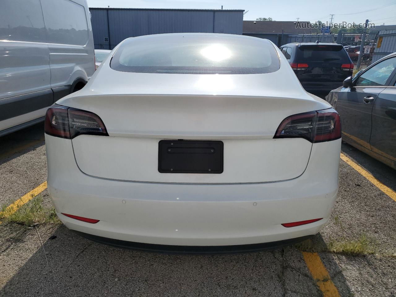 2022 Tesla Model 3  White vin: 5YJ3E1EB4NF190960