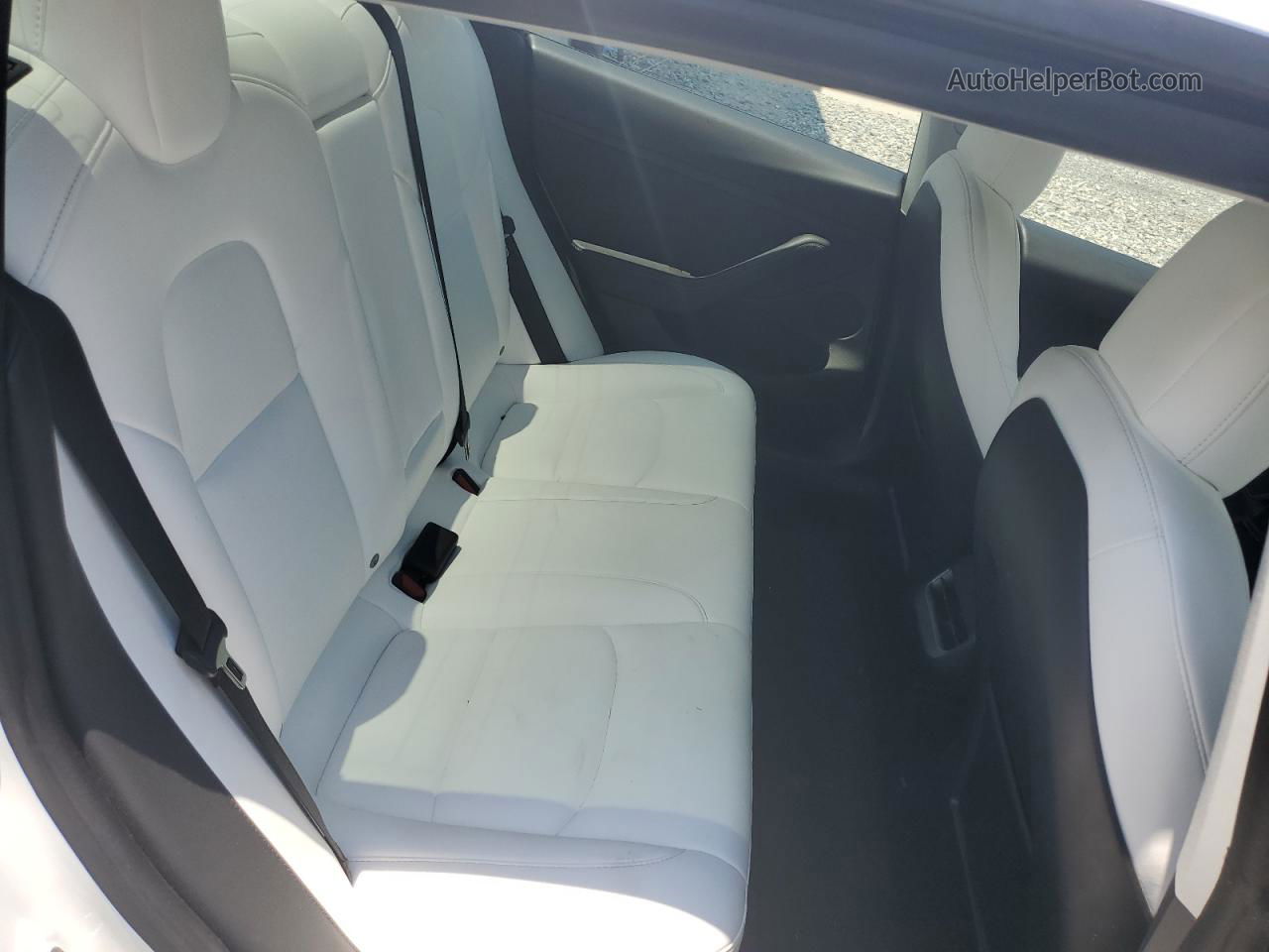 2022 Tesla Model 3  White vin: 5YJ3E1EB4NF203741