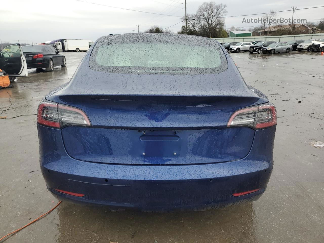 2018 Tesla Model 3  Синий vin: 5YJ3E1EB5JF101052