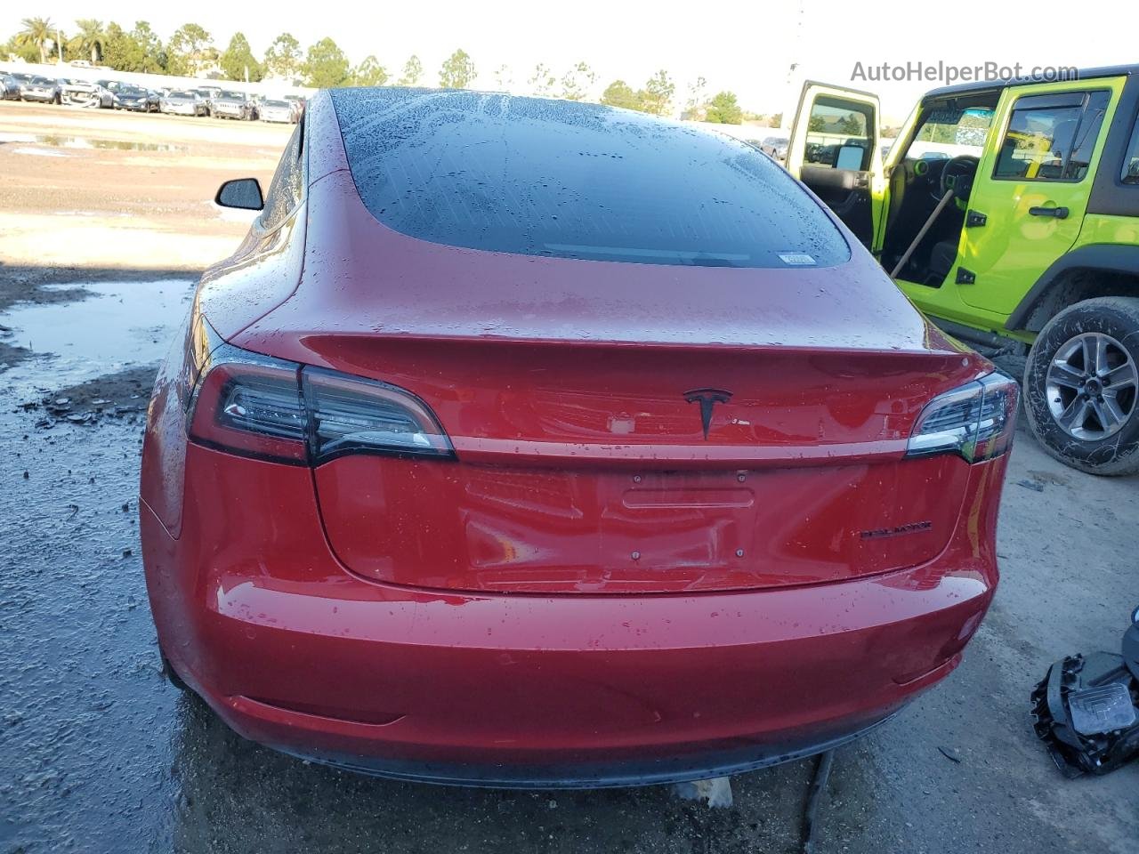 2018 Tesla Model 3  Красный vin: 5YJ3E1EB5JF120006