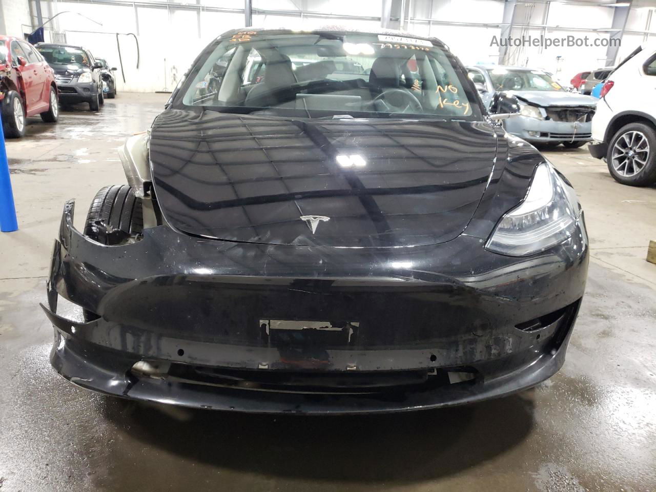 2018 Tesla Model 3  Черный vin: 5YJ3E1EB5JF144189