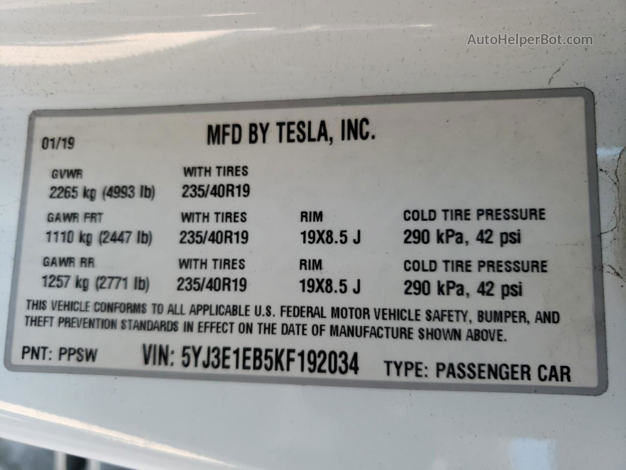 2019 Tesla Model 3  White vin: 5YJ3E1EB5KF192034