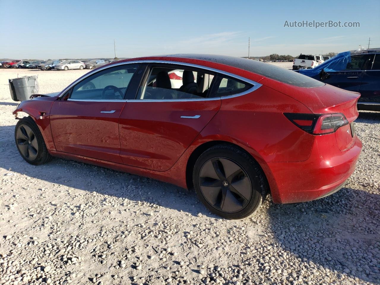 2019 Tesla Model 3  Red vin: 5YJ3E1EB5KF210516