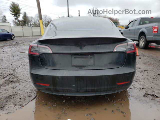 2019 Tesla Model 3  Черный vin: 5YJ3E1EB5KF389009