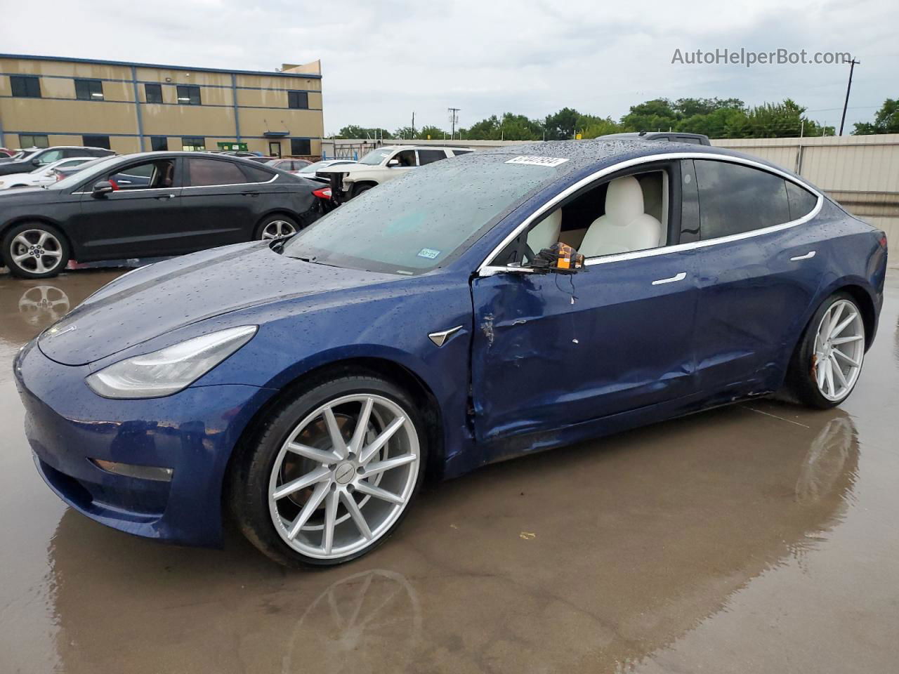 2019 Tesla Model 3  Синий vin: 5YJ3E1EB5KF392010