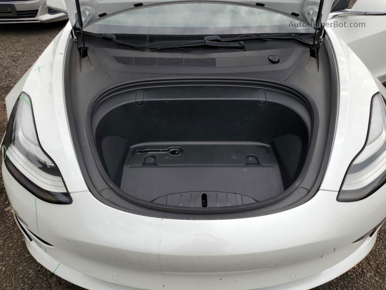 2019 Tesla Model 3  White vin: 5YJ3E1EB5KF437396