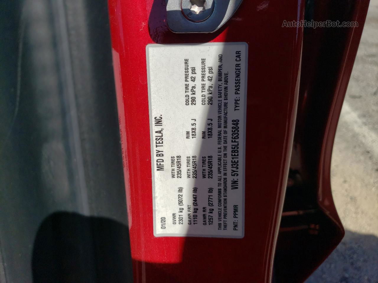 2020 Tesla Model 3  Red vin: 5YJ3E1EB5LF635848